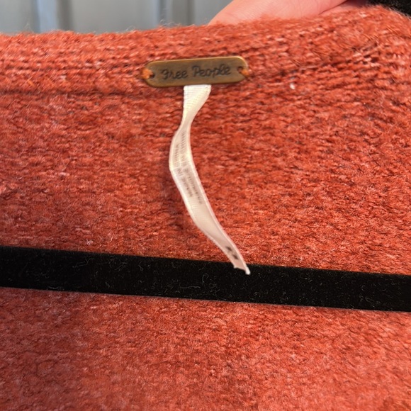 FREE PEOPLE AUTUMNAL SWEATER - Picture 3 of 3